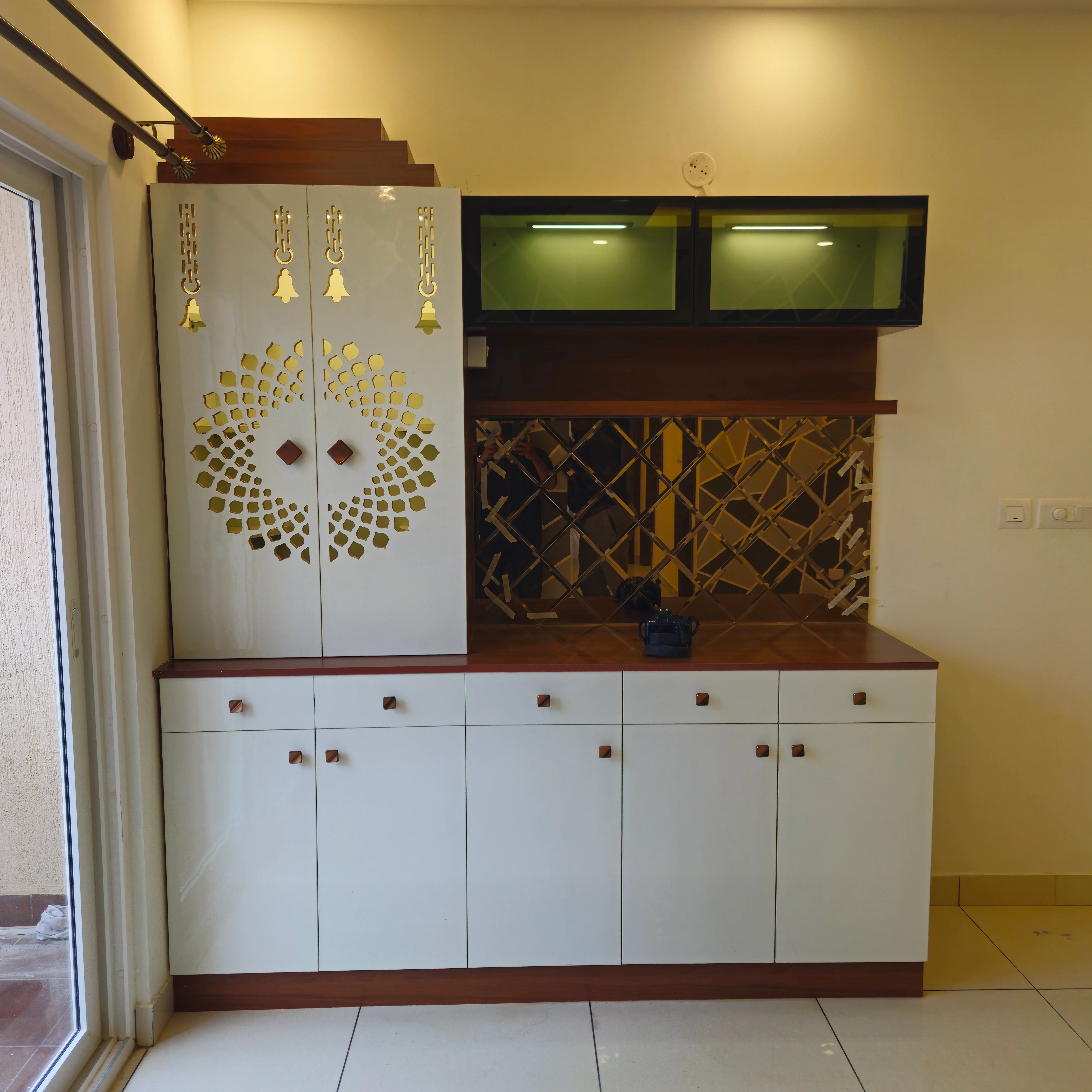 Open plan living and dining area design